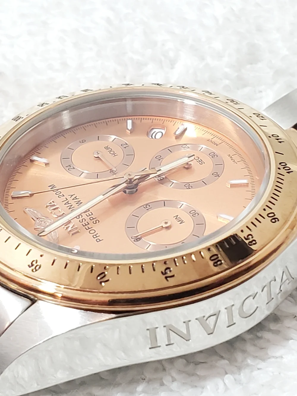 Invicta no scratches